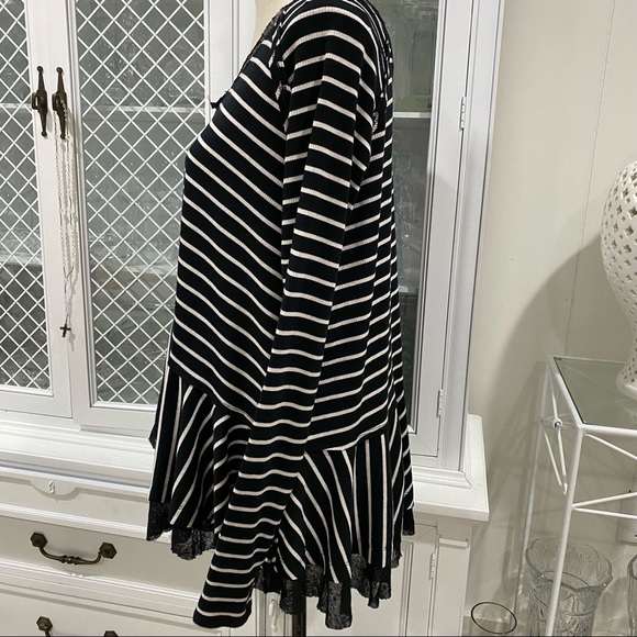 Free People Striped Peplum Top Sz M black white - Picture 2 of 6